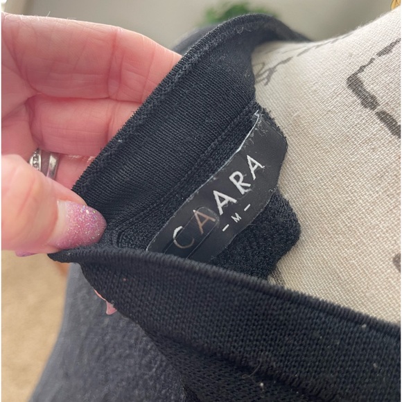 CAARA knit like black sleeveless top - Picture 4 of 7